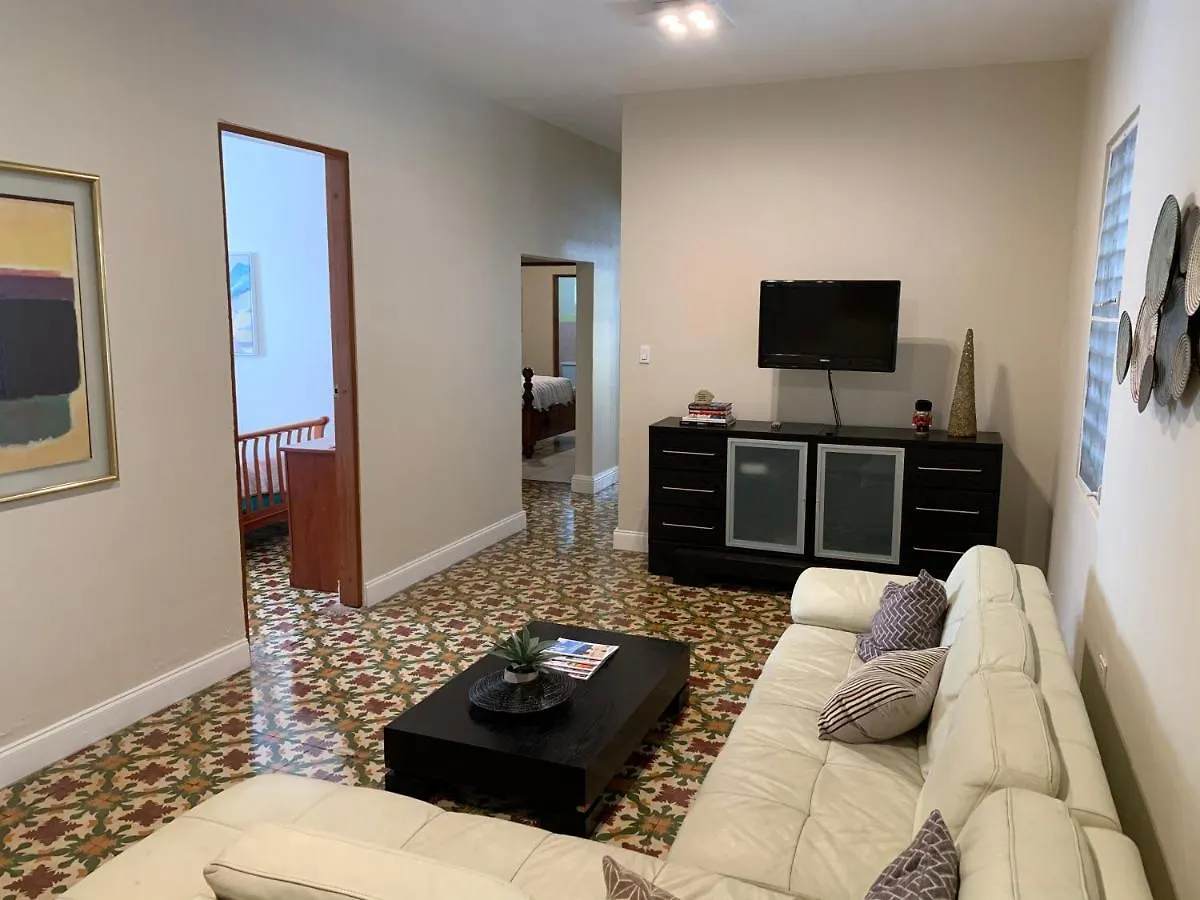 Calle Hollanda 3 Bedroom Home San Juan Holiday home