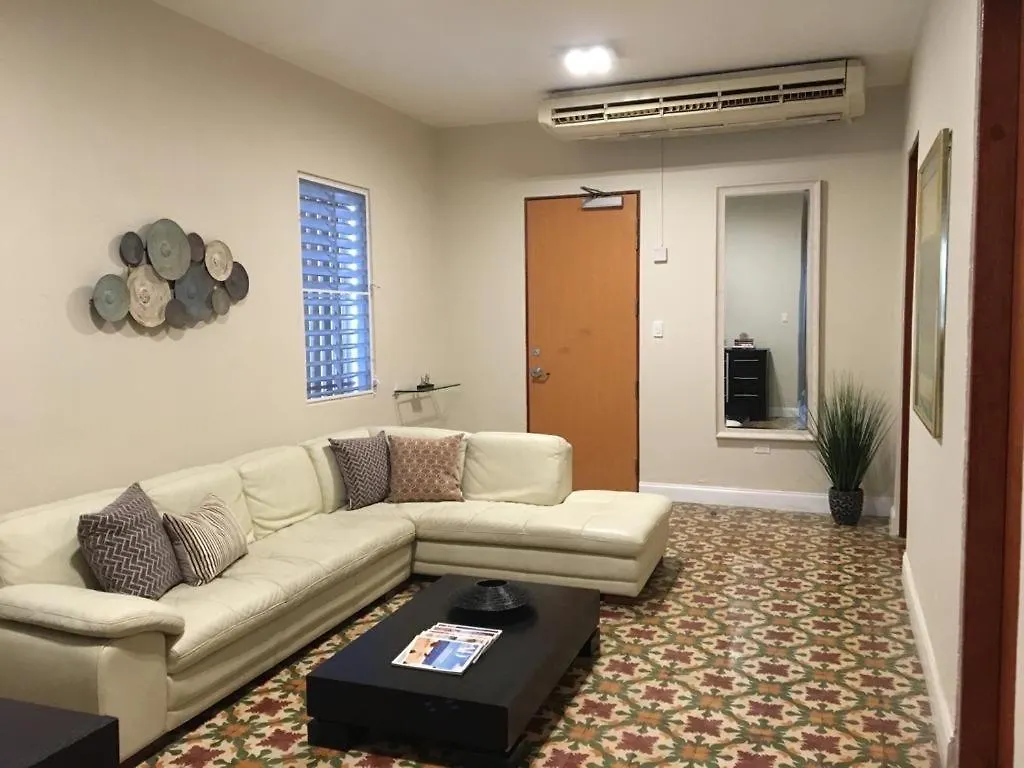 Calle Hollanda 3 Bedroom Home San Juan Holiday home