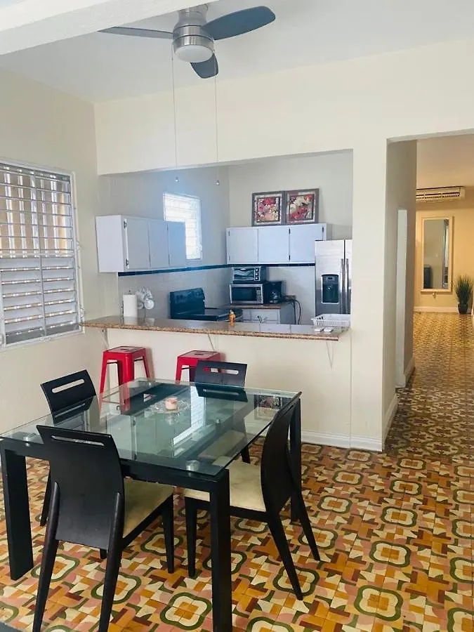 Calle Hollanda 3 Bedroom Home San Juan 0*,