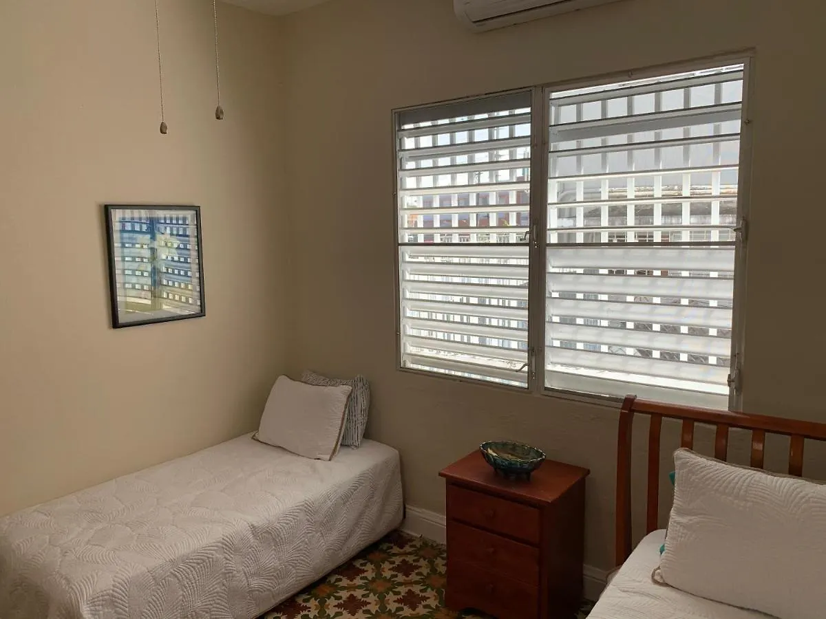 Calle Hollanda 3 Bedroom Home San Juan Holiday home